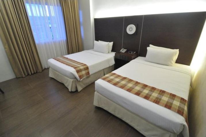 Casablanca Suites Legazpi Eksteriør bilde